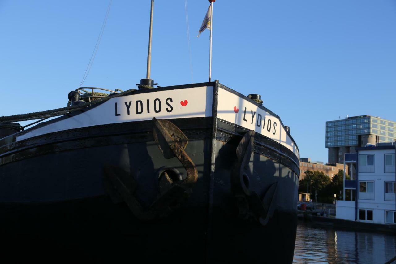 המבורג Schiffshotel "Schlafen Im Hafen" מראה חיצוני תמונה